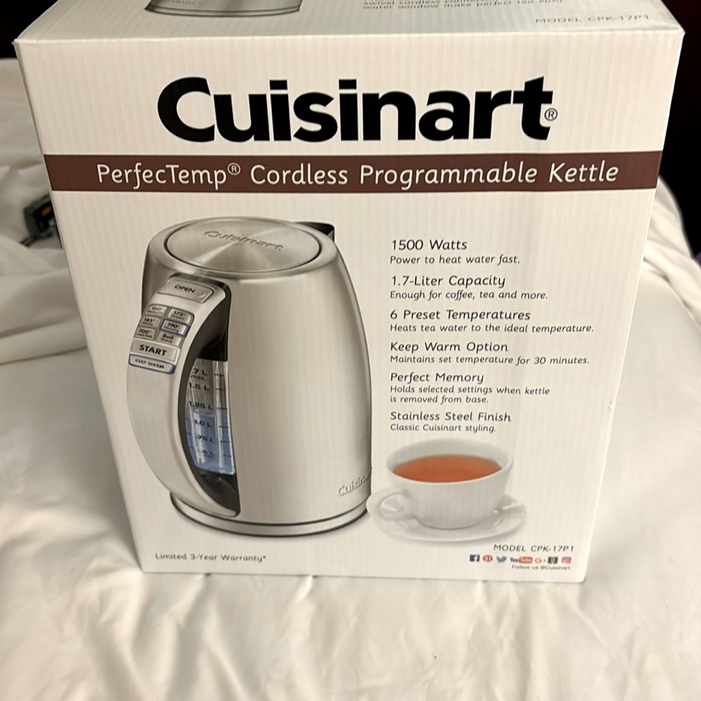 Cuisinart PerfecTemp cordless programmable Kettle 🖤🩶🤍